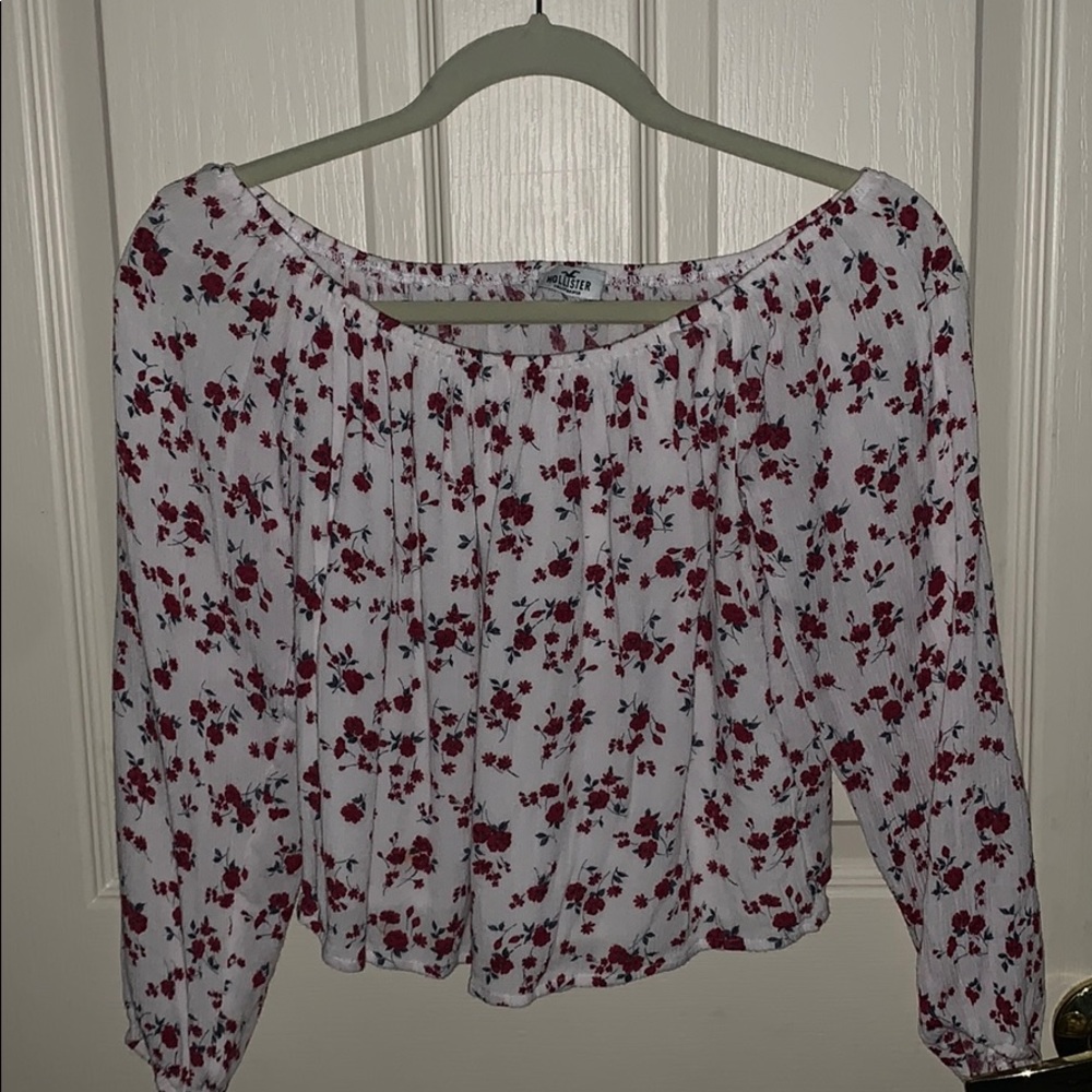 loose long sleeved top